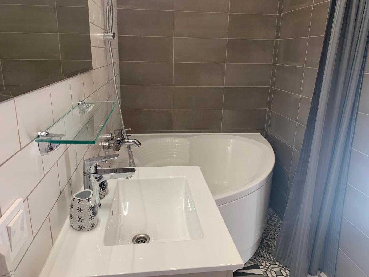 Aquagate Jurmala Apartment Bagian luar foto